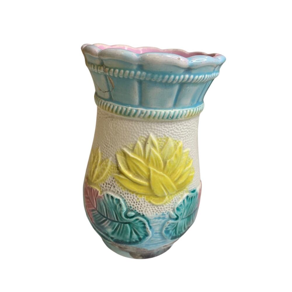 Antiqueโ Majolica Water Lily Pond Vase 5.5 Inch High Repaired Vivid